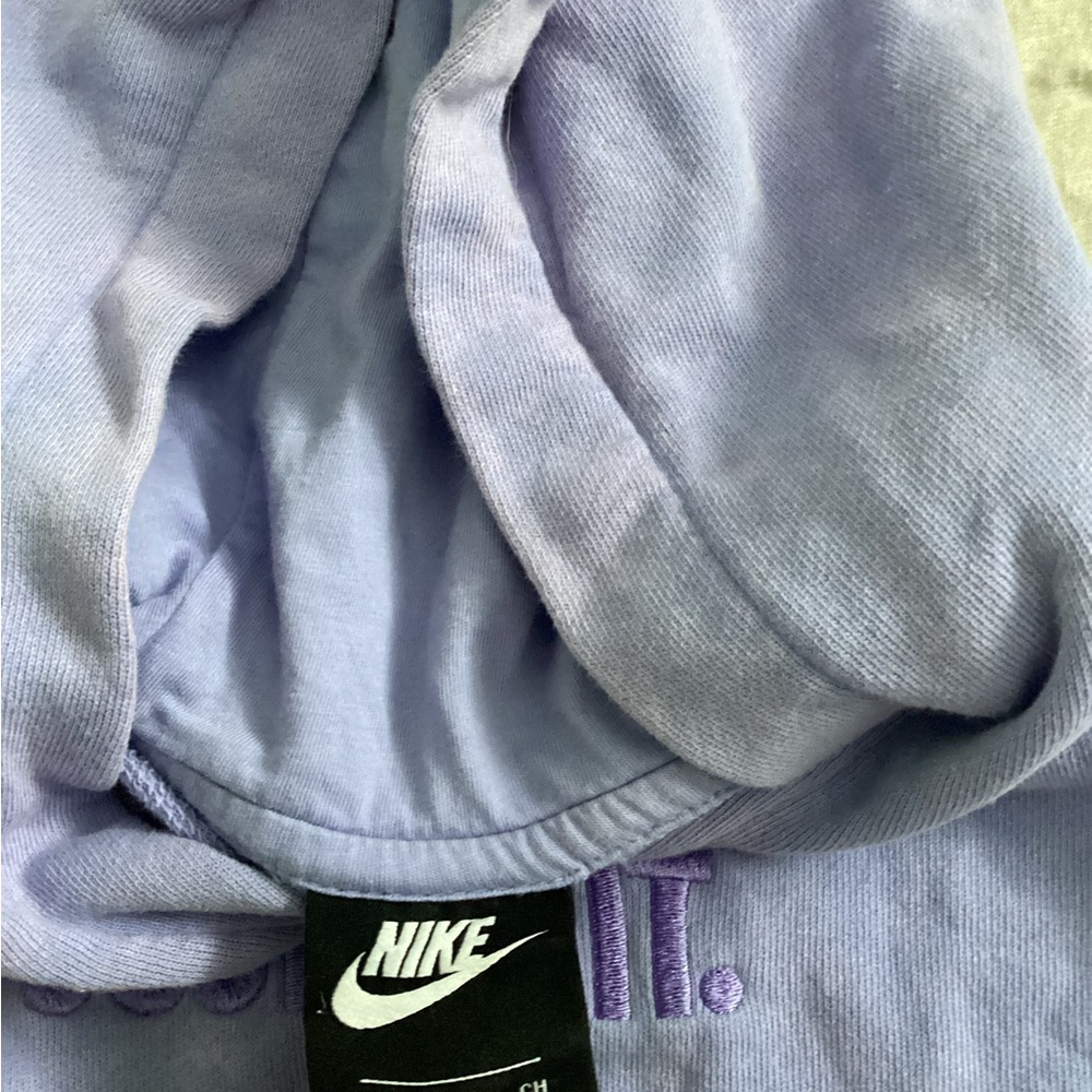 Nike Lavender Sweatshirt - Picture 4 of 5